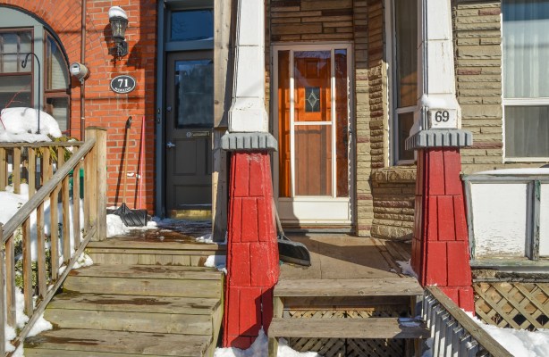 Doorways for numbers 69 and 71