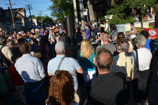 crowds in the street at Beaches Jazzfest