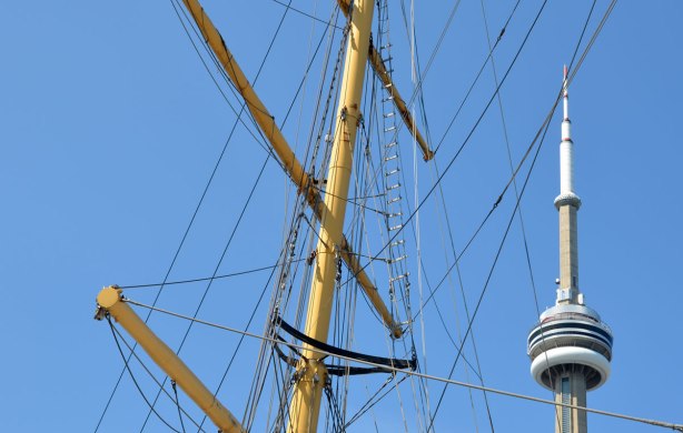 blog_CN_Tower_rigging
