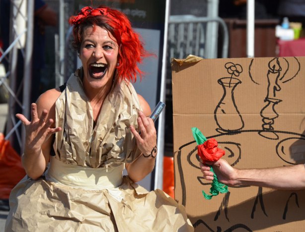 blog_buskerfest_red_rose