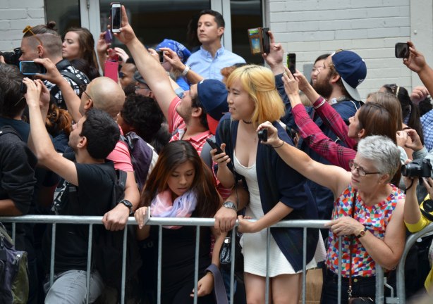 blog_groupies_straining