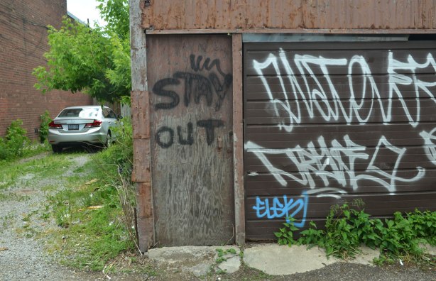 blog_stay_out_door_alley