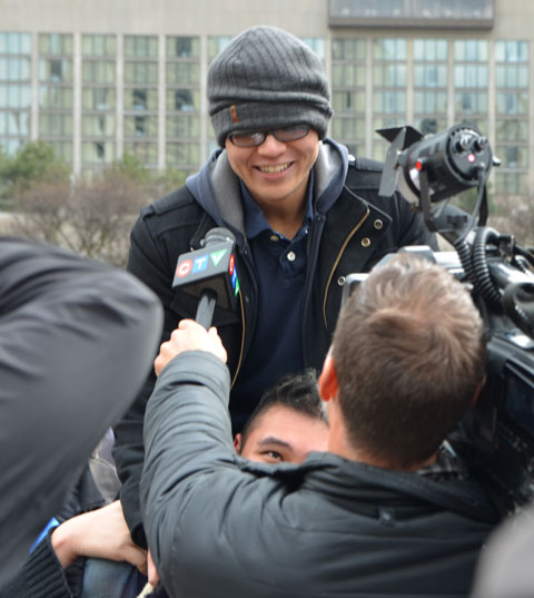 people, pillow fight, Nathan Phillips Square