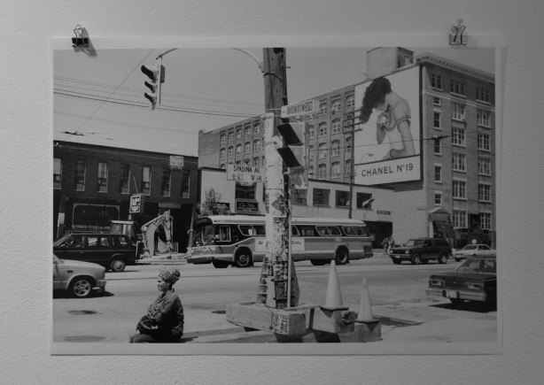 photo by Avard Woolaver of Toronto in the 1980s, this view is the north west corner of Queen and Spadina 
