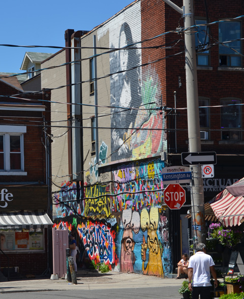 murals in Kensington, Mona Lisa with fruit, and Poser bunnies, 