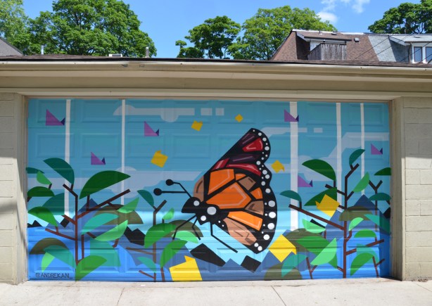 monarch butterfly, mural in alley