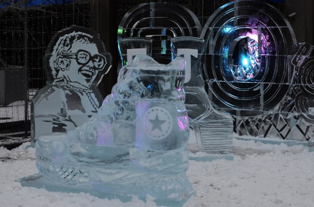 ice sculpture portrait of Elton John