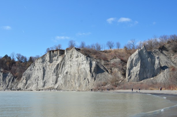 Scarborough bluffs, cliff by Lake Ontario