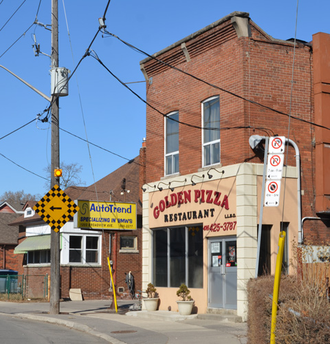 the golden pizza restaurant on Broadview, old 2 storey brick building with square roofline facade