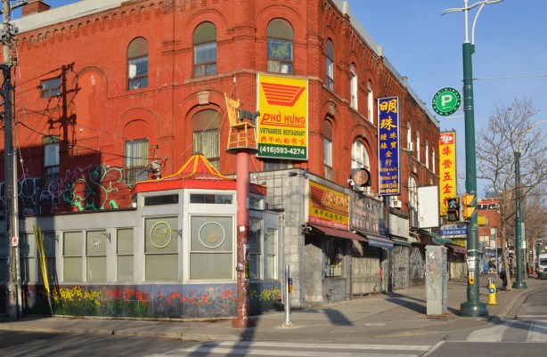 vietnamese restaurant on the corner of Spadina and Nassau, 