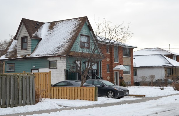 houses on a residential street 