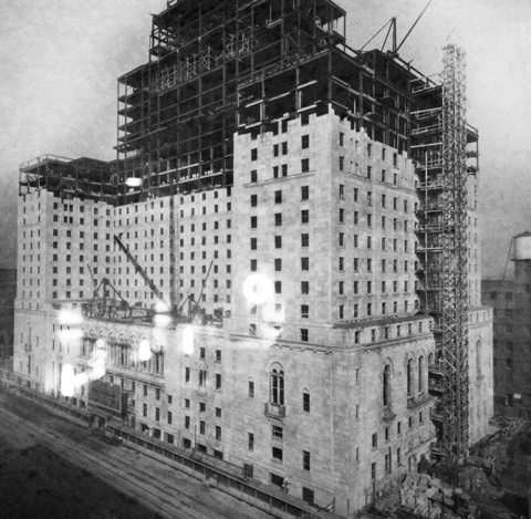 old black and white photo of building the royal york hotel