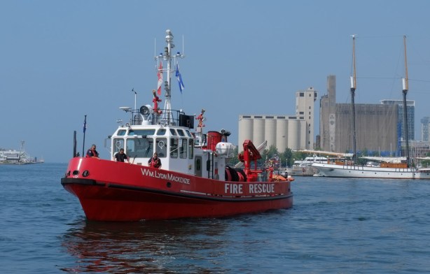 William Lyon Mackenzie fire rescue tug, red, boat, in Toronto harbour