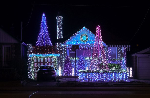 christmas lights totally covering a house and garage