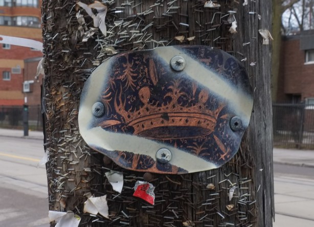 metal, crown, on utility pole