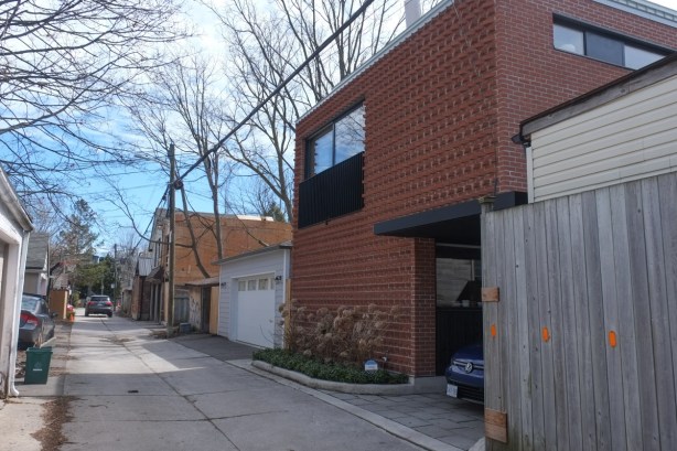 new infill house in an alley