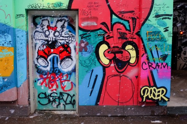 street art, red poser bunny