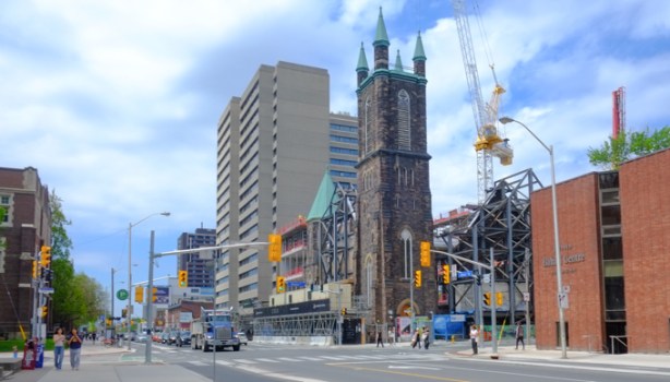 looking west on bloor at huron, north side of the street
