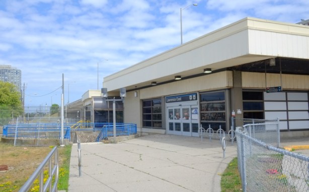north side of lawrence east srt station