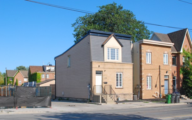 houses, Leslie Street and Memory Lane,