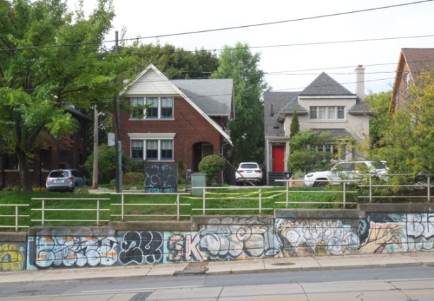 2 single family homes on Bathurst street