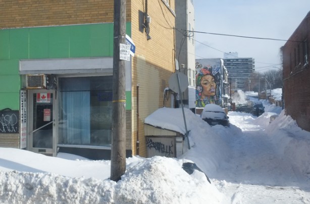 Reggae Lane from Oakwood side in winter, covered with snow
