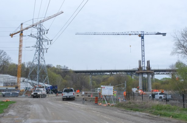 ontario line construction in the don valley