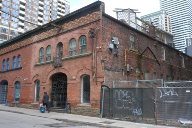 St. Nicholas street, looking north around number 81