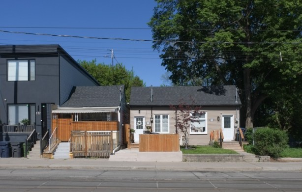 single family residences on Coxwell Avenue