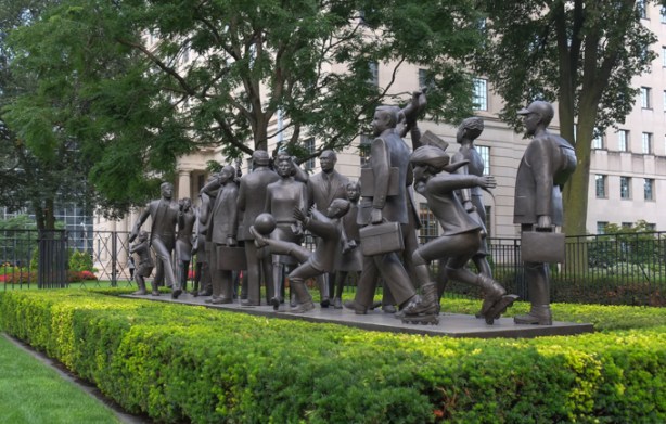 sculpture, Community by Kirk Newman, many people walking or running down the street,